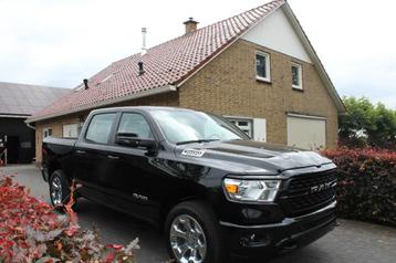 Dodge Ram Pick Up 1500 V8 Bighorn (bj 2024) beschikbaar voor biedingen