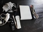 Nintendo Wii complete set met 2 controllers, Spelcomputers en Games, Spelcomputers | Nintendo Wii, Ophalen, Zo goed als nieuw