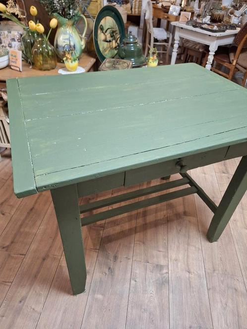 Vintage landelijk houten tafel groen ~ De Brocante Dames, Huis en Inrichting, Tafels | Eettafels, Gebruikt, Rechthoekig, Ophalen