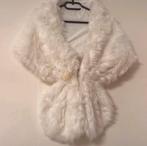 Witte faux fur stola - Perfect voor bruiloft ,feest Nieuw), Ophalen of Verzenden, Nieuw