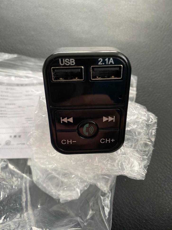 Transmitter, Bluetooth, radio FM in te instellen, nieuw, Auto diversen, Carkits, Zo goed als nieuw, Ophalen of Verzenden