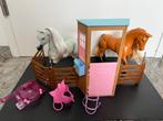 Barbie Paardenstal met twee (grote) paarden, Kinderen en Baby's, Speelgoed | Poppen, Ophalen, Gebruikt, Barbie