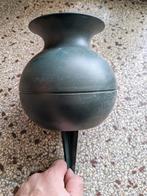 Vaas voor op het kerkhof, Tuin en Terras, Ophalen of Verzenden, Rond, Kunststof, Minder dan 30 cm