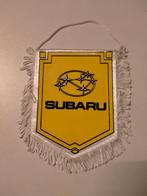 Subaru geel logo vintage auto vaantje logo merk vaan, Verzamelen, Gebruikt, Ophalen of Verzenden