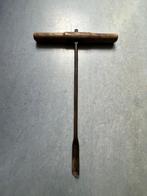 Antieke lepelboor, Ophalen