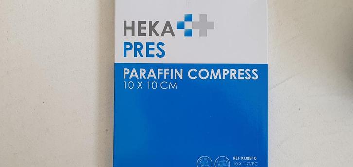 Heka paraffine kompres 10x10 pst verpakt wonden blaren etc, Diversen, Verpleegmiddelen, Nieuw, Ophalen of Verzenden