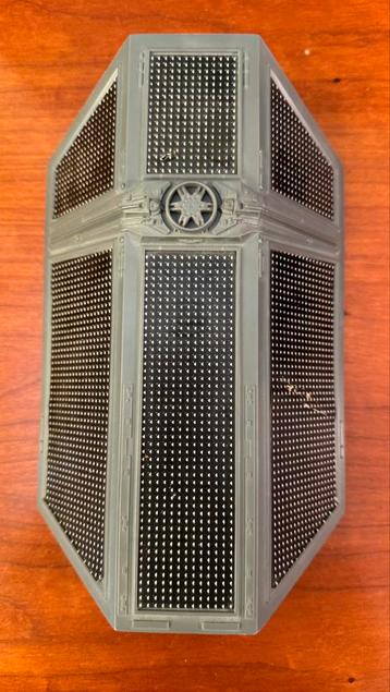 Vintage Star Wars Darth Vader Tie Fighter wing part beschikbaar voor biedingen