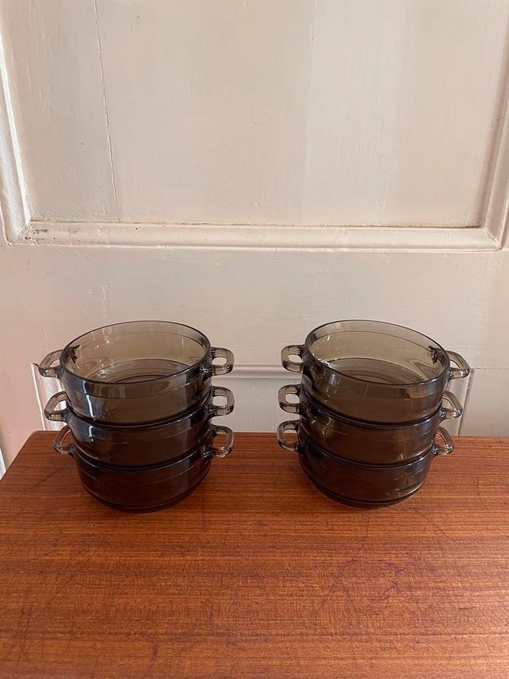 Vintage stapelbare soepkommen Arcoroc rookglas 6 stuks, Huis en Inrichting, Keuken | Servies, Ophalen of Verzenden
