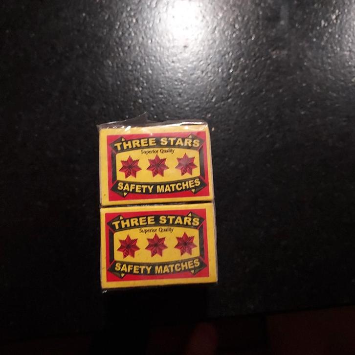 Lucifer Drie Star, Verzamelen, Rookartikelen, Aanstekers en Luciferdoosjes, Nieuw, Overige typen, Ophalen of Verzenden