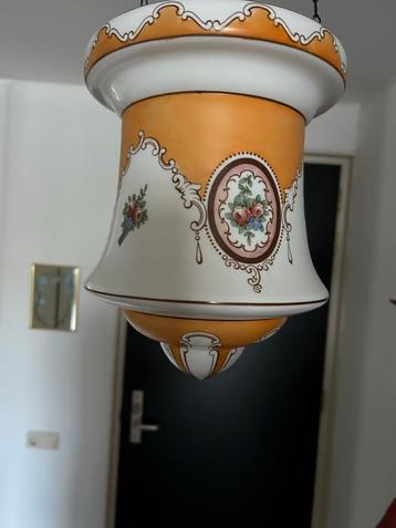 Antiek mooie hanglamp Art Deco met bloemmotief beschikbaar voor biedingen