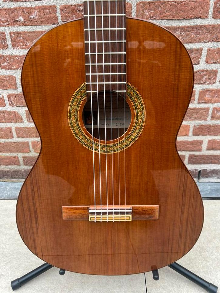 Klassieke gitaar Manuel Rodriguez C1, handgemaakt in Spanje, Muziek en Instrumenten, Snaarinstrumenten | Gitaren | Akoestisch