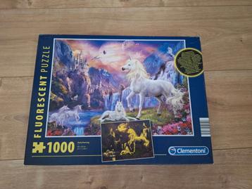 Fantasy puzzel 1000 stukjes unicorn fluorescent  beschikbaar voor biedingen
