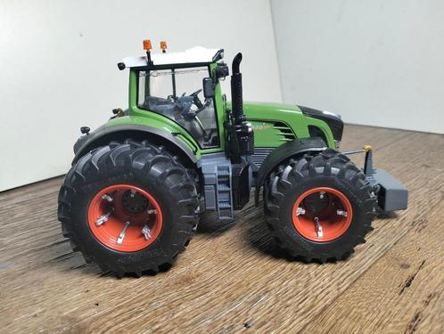 Te koop Wiking Fendt 939 Vario Dubbellucht.(A), Hobby en Vrije tijd, Modelauto's | 1:32, Zo goed als nieuw, Tractor of Landbouw