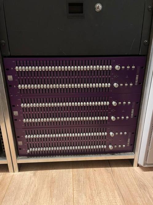 Klark Teknik Square One equalizer, Computers en Software, Servers, Zo goed als nieuw, Ophalen of Verzenden