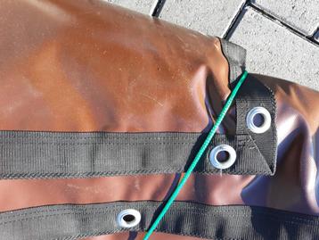 600 Grams PVC dekkleed t.b.v. bruine vloot. beschikbaar voor biedingen