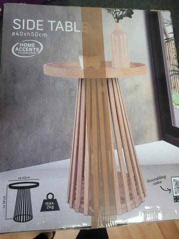 Houten Bijzettafel - Nieuw in doos! beschikbaar voor biedingen