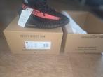 yeezy boost 350 v2 black core red, Ophalen, Nieuw, Zwart