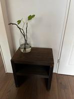 Houten Bijzettafel/Nachtkastje met Opbergruimte, Minder dan 55 cm, Gebruikt, Vierkant, Hout