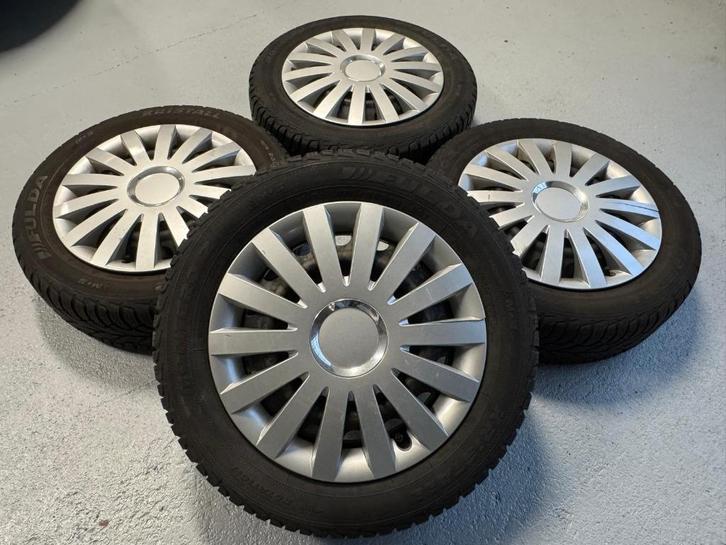 Toyota yaris 2011-2020 15inch winterset/winterbanden tpms, Auto-onderdelen, Banden en Velgen, Banden en Velgen, Winterbanden, 16 inch