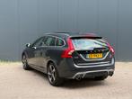 Volvo V60 2.4 D6 AWD Plug-In Hybrid R-Design, Schuifdak, Mem, Automaat, Zwart, Vierwielaandrijving, Zilver of Grijs