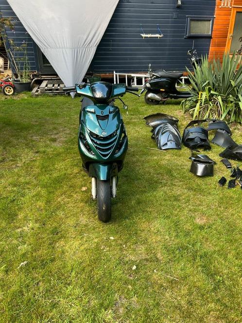 piaggio zip 125cc 4takt, Fietsen en Brommers, Scooters | Piaggio, Gebruikt, Zip, Benzine, Ophalen