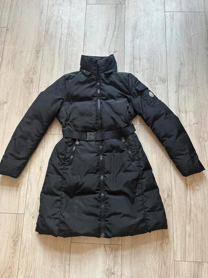 Moncler dames winterjas, Kleding | Dames, Jassen | Winter, Gedragen, Maat 38/40 (M), Zwart, Ophalen of Verzenden