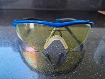 Oakley M- frame lens sweep beschikbaar voor biedingen