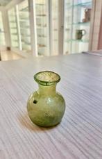 Prachtig Romeins groen glazen zalf-flesje, Antiek en Kunst, Antiek | Glas en Kristal, Ophalen of Verzenden