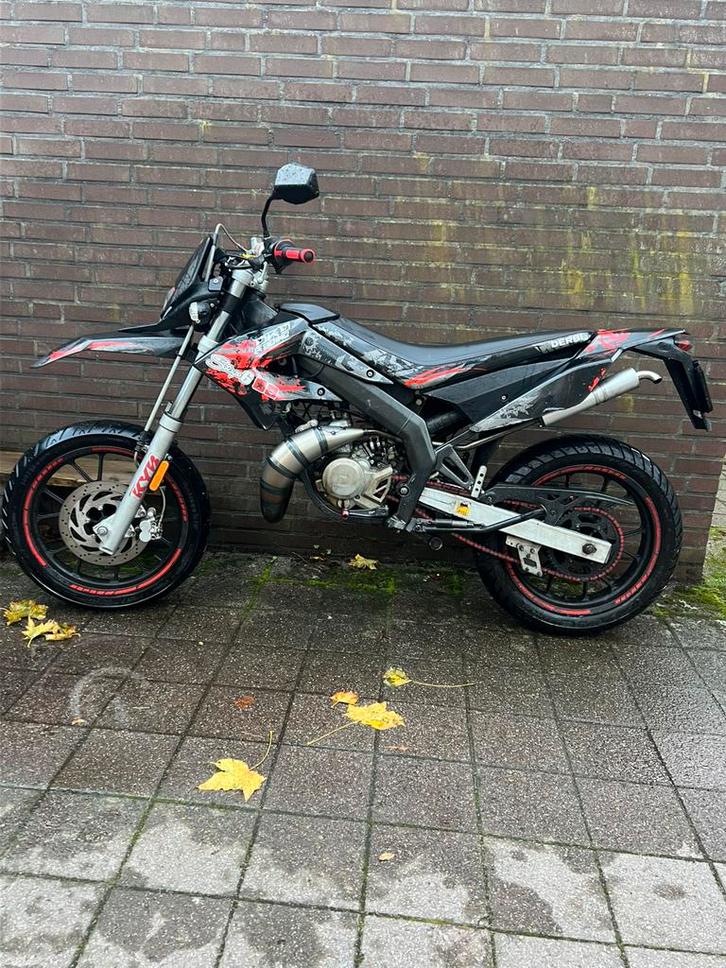 Derbi senda drd racing 77cc, Fietsen en Brommers, Brommers | Derbi, Zo goed als nieuw, Maximaal 45 km/u, Ophalen