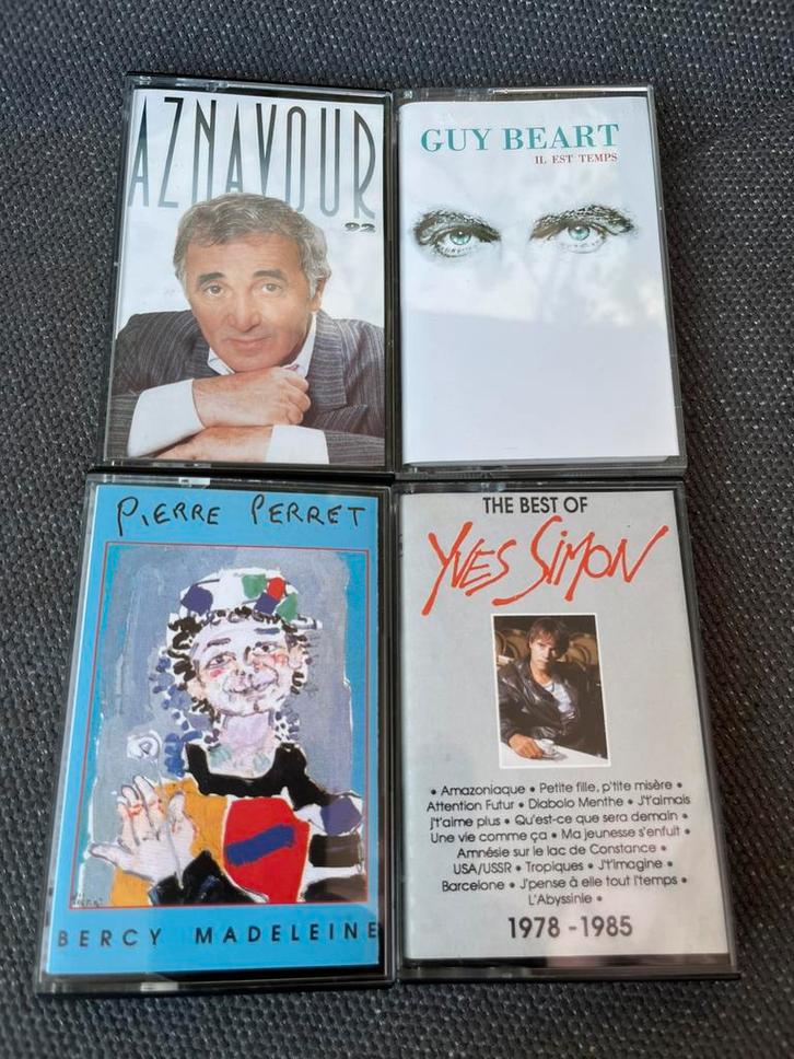 Leuk koffertje met Franstalige muziek 14 cassettes, Cd's en Dvd's, Cassettebandjes, Zo goed als nieuw, Origineel, 2 t/m 25 bandjes