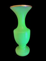 Uranium of annagroen glazen Art Deco vaas, Ophalen of Verzenden