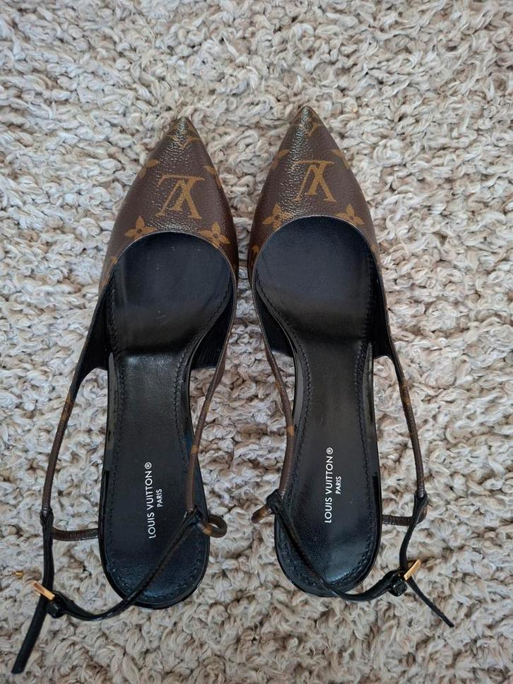Louis Vuitton Hakken Maat 40 - Nieuwstaat!, Kleding | Dames, Schoenen, Ophalen of Verzenden