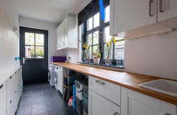 IKEA METOD bijkeuken met BODBYN fronten (wit) beschikbaar voor biedingen