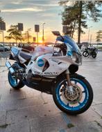 Honda Fireblade CBR 900RR SC28, Particulier