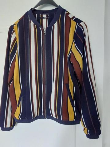 Vest Only mt 38 beschikbaar voor biedingen