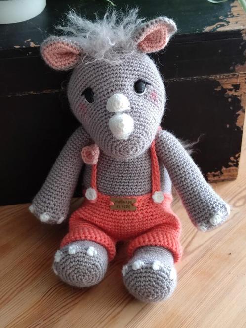 Neushoorn Nikki, Kinderen en Baby's, Speelgoed | Knuffels en Pluche, Nieuw, Overige typen, Ophalen of Verzenden
