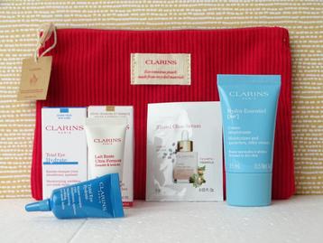 Clarins toilettas met huidverzorging (nr 7) beschikbaar voor biedingen