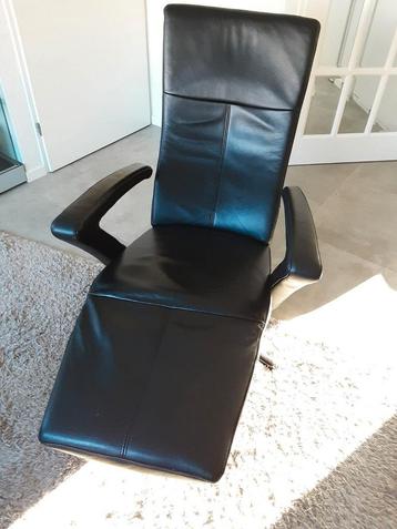 Geheel leren relaxfauteuil  beschikbaar voor biedingen