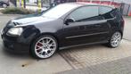 Vw Golf 5 GTI BBS 19" NL auto R32 uitlaat, Auto's, 65 €/maand, 4 cilinders, Zwart, Origineel Nederlands
