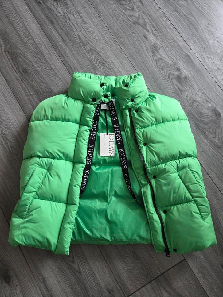 10 Days Bodywarmer Groen (valt groot van o-n-o 55 cm), Kleding | Dames, Bodywarmers, Zo goed als nieuw, Maat 36 (S), Groen, Verzenden