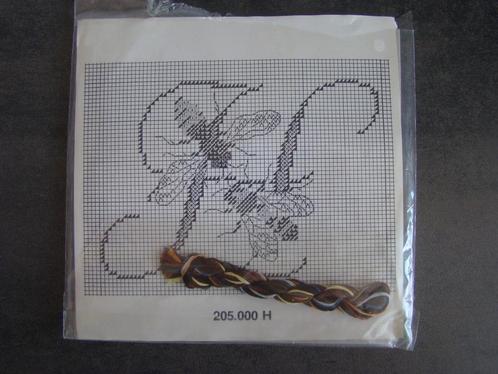 borduurpakket PAKO  letter H, Hobby en Vrije tijd, Borduren en Borduurmachines, Nieuw, Borduurpakket, Handborduren, Ophalen of Verzenden