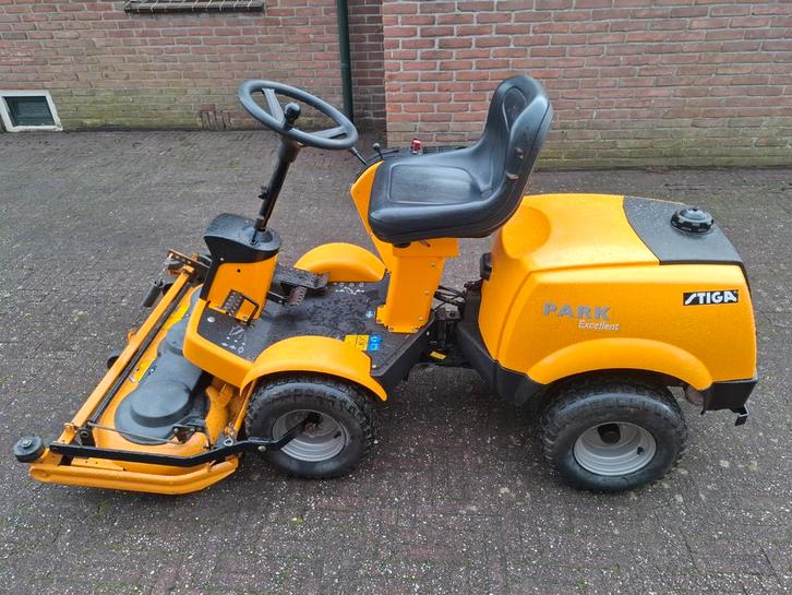 Stiga Park Frontmaaier Hydrostaat 2-cilinder motor, Tuin en Terras, Grasmaaiers, Gebruikt, 50 cm of meer, Elektrische starter