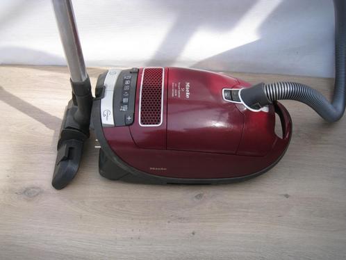 Zeer krachtige Miele stofzuiger S 8 Cat & Dog 2200 watt Met, Witgoed en Apparatuur, Stofzuigers, Gebruikt, Stofzuiger, 2000 watt of meer