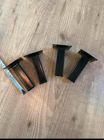 Meubelpootjes zwart 10 cm, 4 stuks beschikbaar voor biedingen