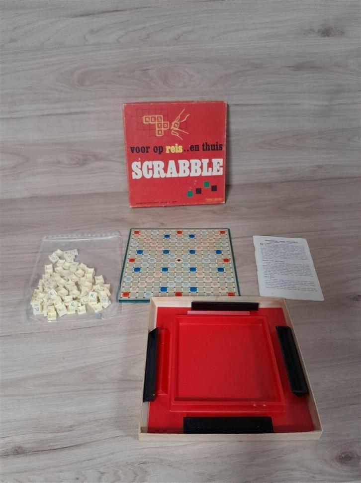 voor op reis thuis Scrabble - s1398, Hobby en Vrije tijd, Gezelschapsspellen | Bordspellen, Zo goed als nieuw, Ophalen of Verzenden
