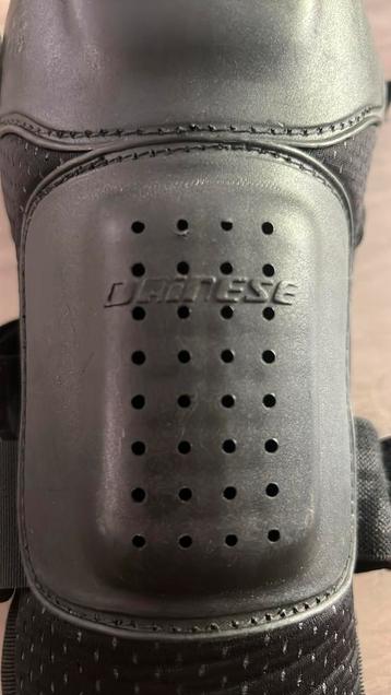 Dainese elleboog beschermers beschikbaar voor biedingen
