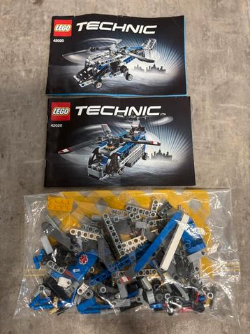 Lego Technic 42020 Twin Rotor Helicopter beschikbaar voor biedingen