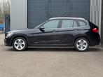 BMW X1 XDrive20i High Executive Automaat|Camera|Leer, Gebruikt, 4 cilinders, 2000 kg, Zwart