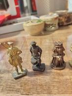 Miniatuurfiguurtjes van loden soldaten, Ophalen