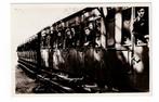 De Militair in de trein in 1959. Leve de Burgerpet., Ophalen of Verzenden, 1940 tot 1960, Gelopen